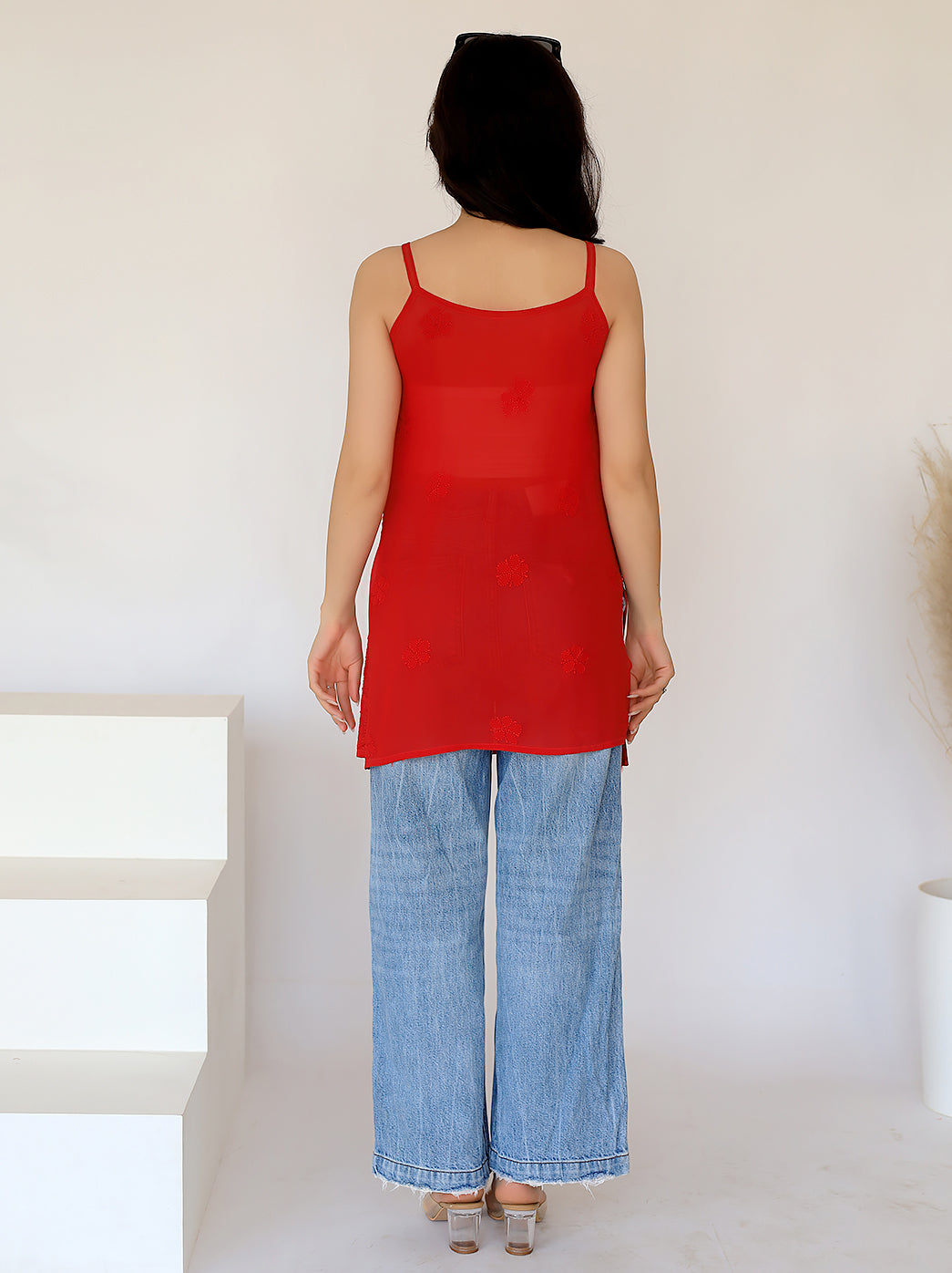 Short kurta falling just above the hips, perfect for layering