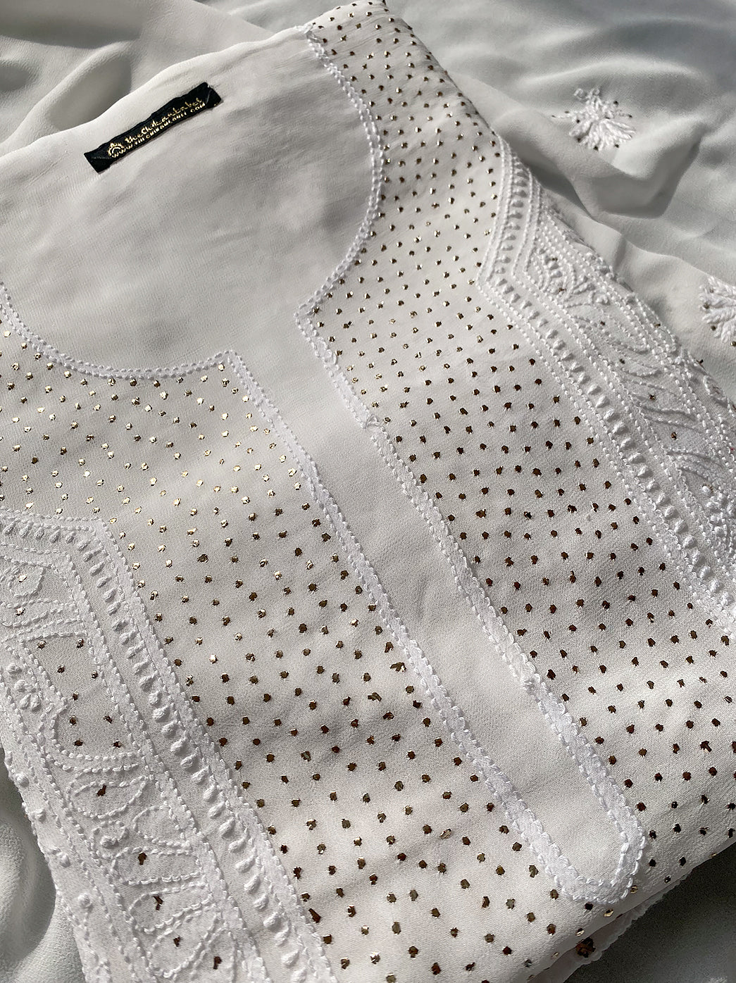 White Arz Viscose Chikankari Un-Stitched Kurta with Dupatta