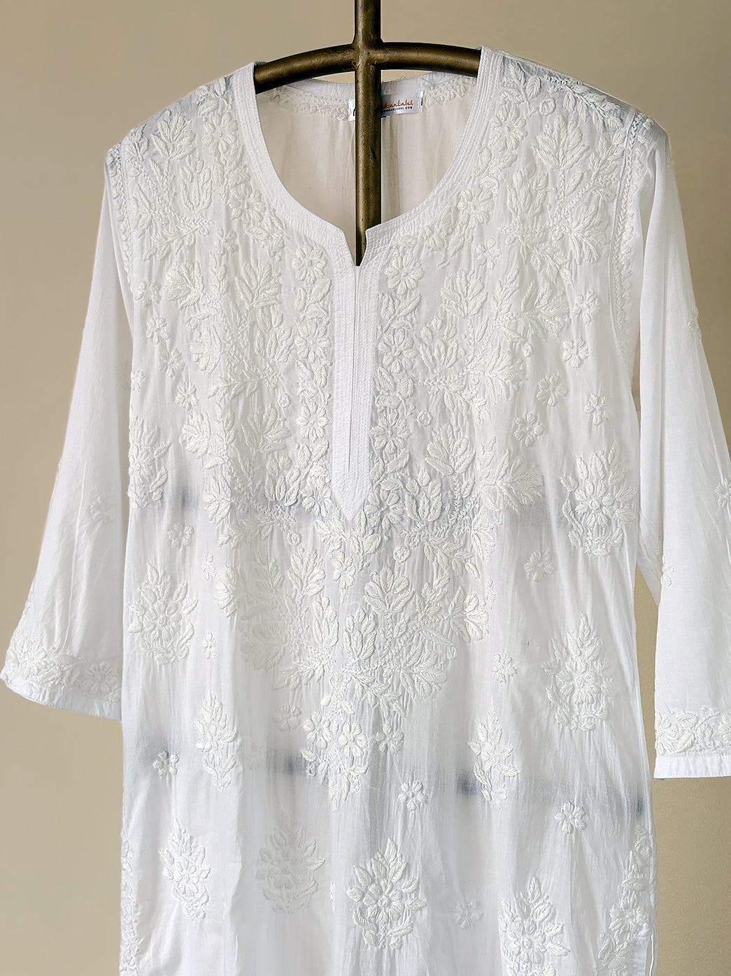 Ojasvi Cotton Chikankari Straight Kurti - White