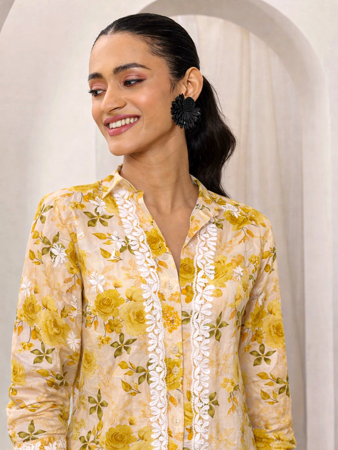 Ahana Mulmul Cotton Chikankari Shirt - Green