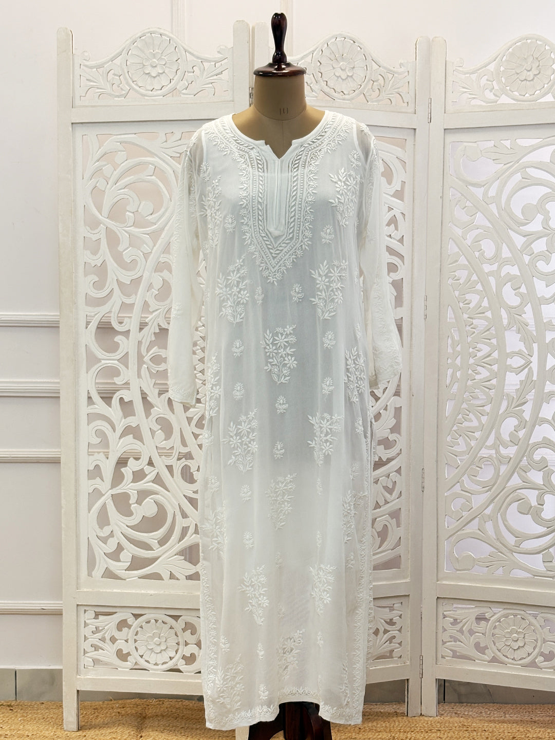 Disha Patani White Chikankari Kurti Online