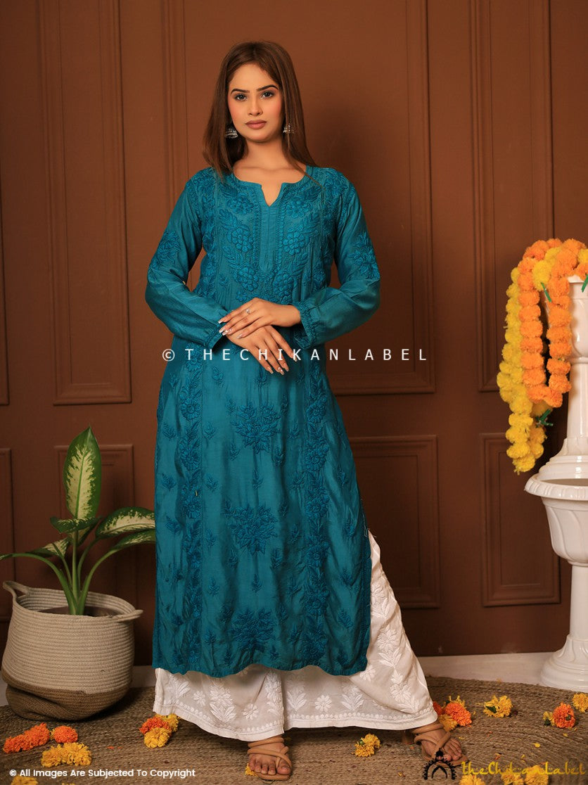 Green Suha Chikankari Straight Kurti ,Chikankari Straight Kurti in Muslin Fabric For Woman