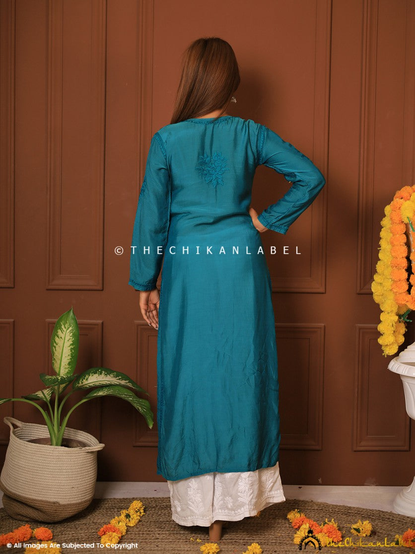 Green Suha Chikankari Straight Kurti ,Chikankari Straight Kurti in Muslin Fabric For Woman