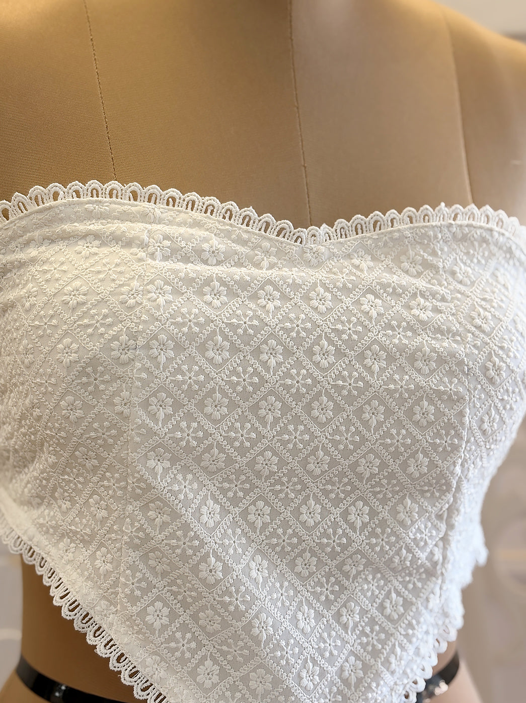 Hacoba Cotton Chikankari Off-Shoulder Corset Top - White