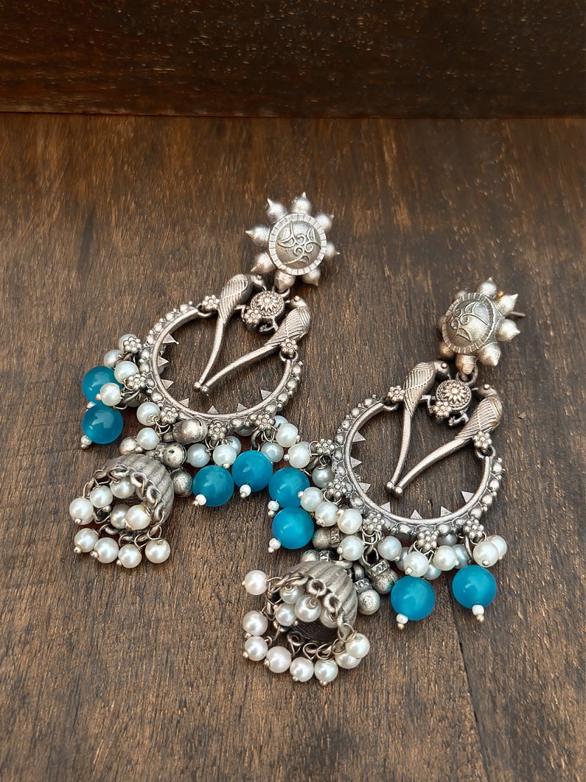 Handcrafted Antique Silver Tone Earring With Pearl Work