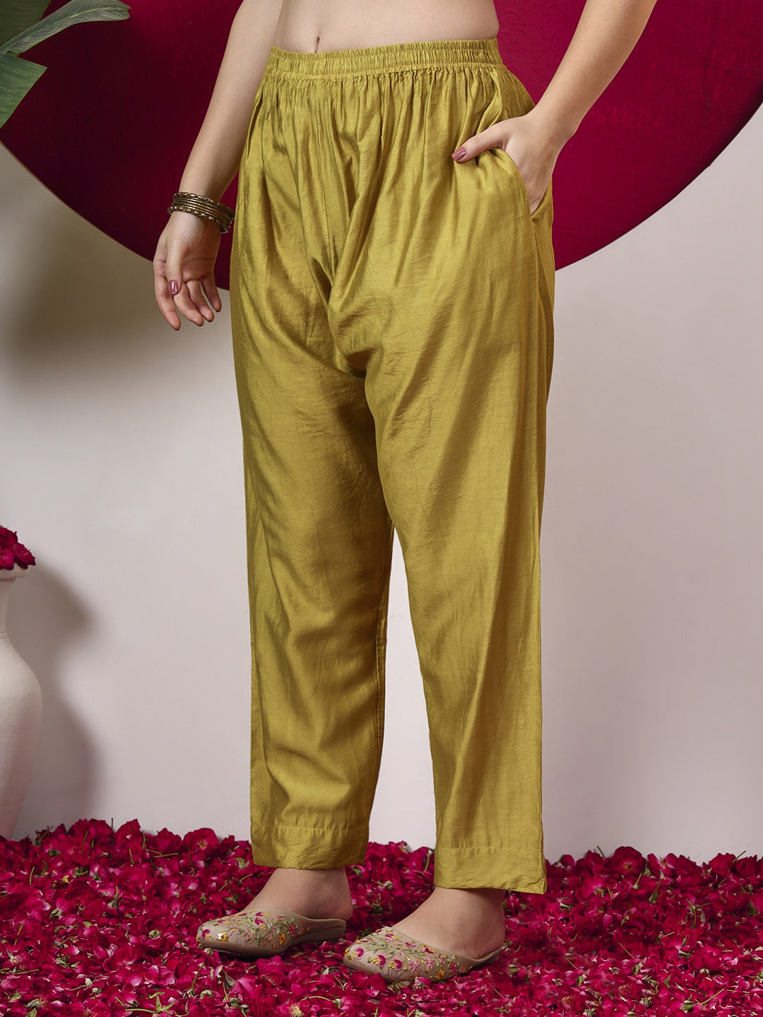 Hanshika Chanderi Chikankari Kurta Set with Dupatta - Mustard Yellow
