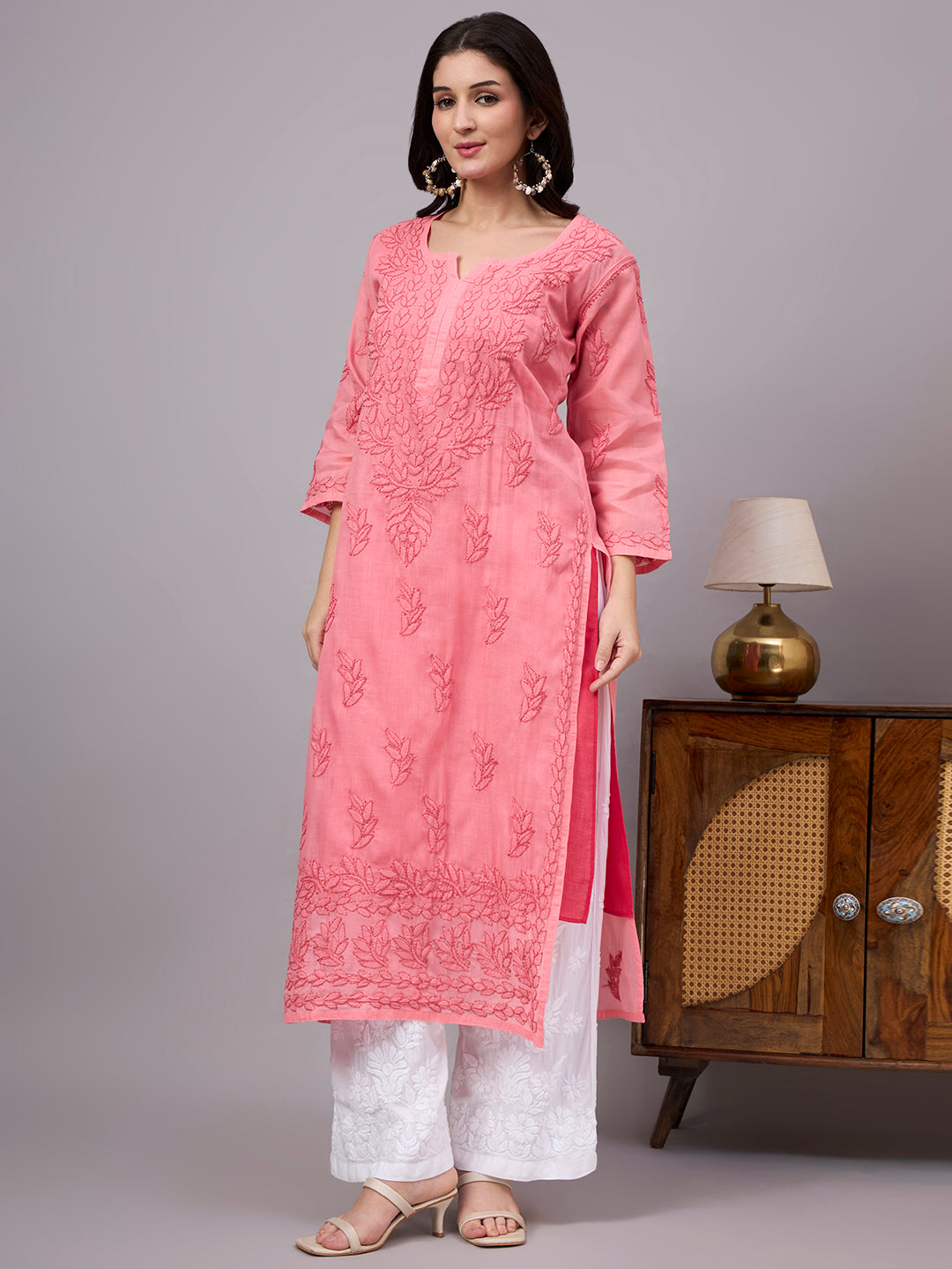 Premium Cotton Straight Kurti showcasing handcrafted Chikankari embroidery with a classic straight fit, soft inner lining, and versatile ethnic styling.