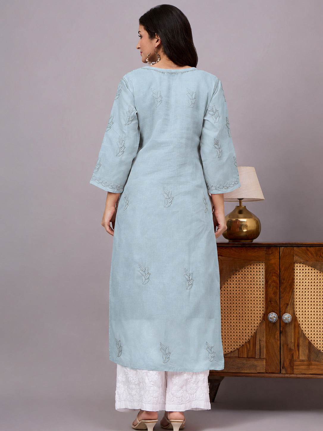 Premium Cotton Straight Kurti showcasing handcrafted Chikankari embroidery with a classic straight fit, soft inner lining, and versatile ethnic styling.
