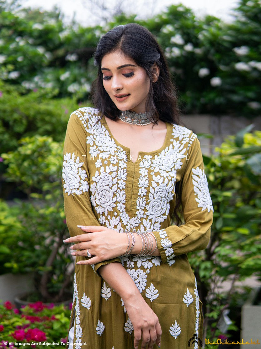 Mehndi Safa Muslin Chikankari Straight Kurti ,Chikankari Straight Kurti in Muslin Fabric For Woman