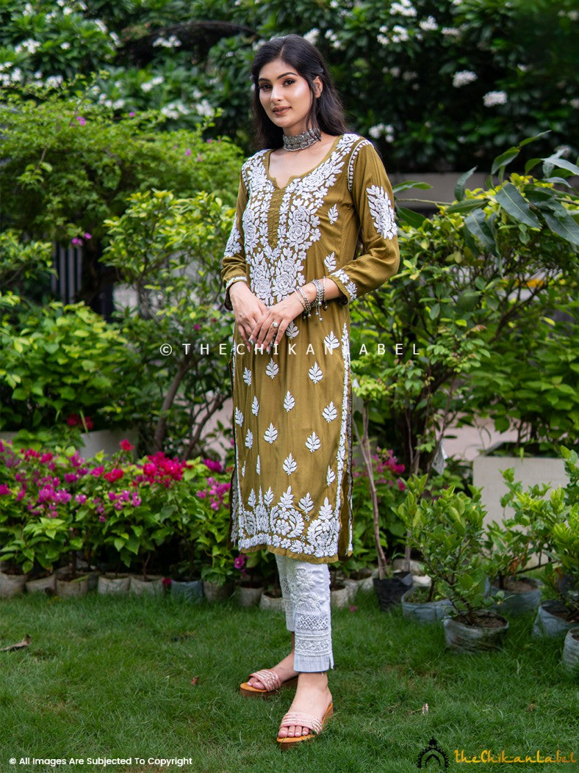 Mehndi Safa Muslin Chikankari Straight Kurti ,Chikankari Straight Kurti in Muslin Fabric For Woman