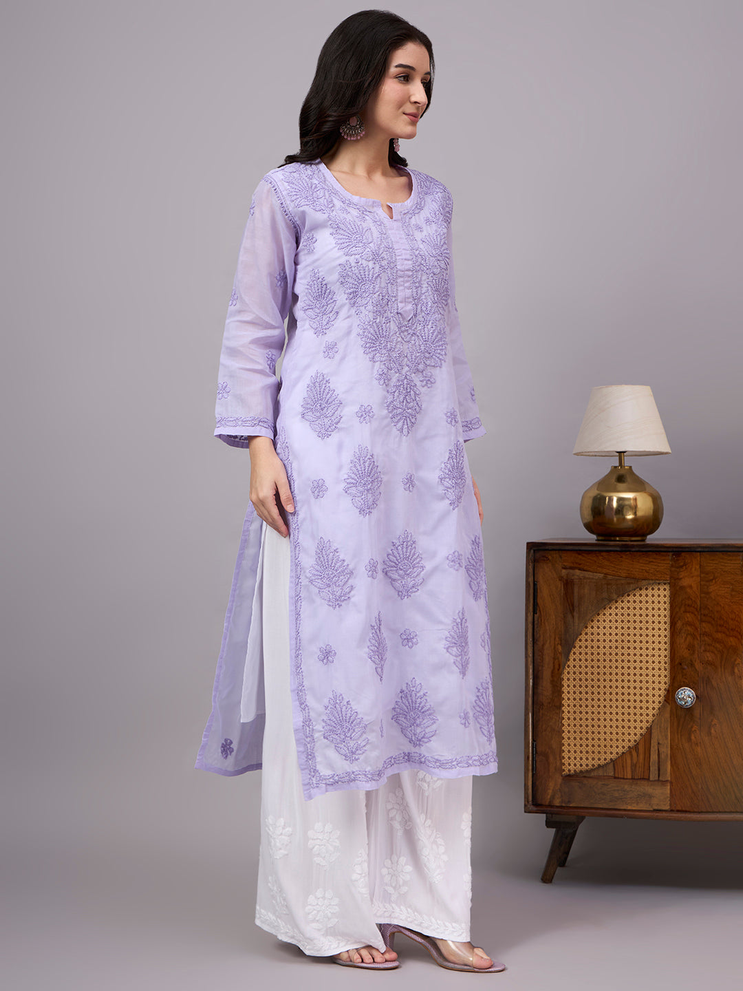 Premium Cotton Straight Kurti showcasing handcrafted Chikankari embroidery with a classic straight fit, soft inner lining, and versatile ethnic styling.