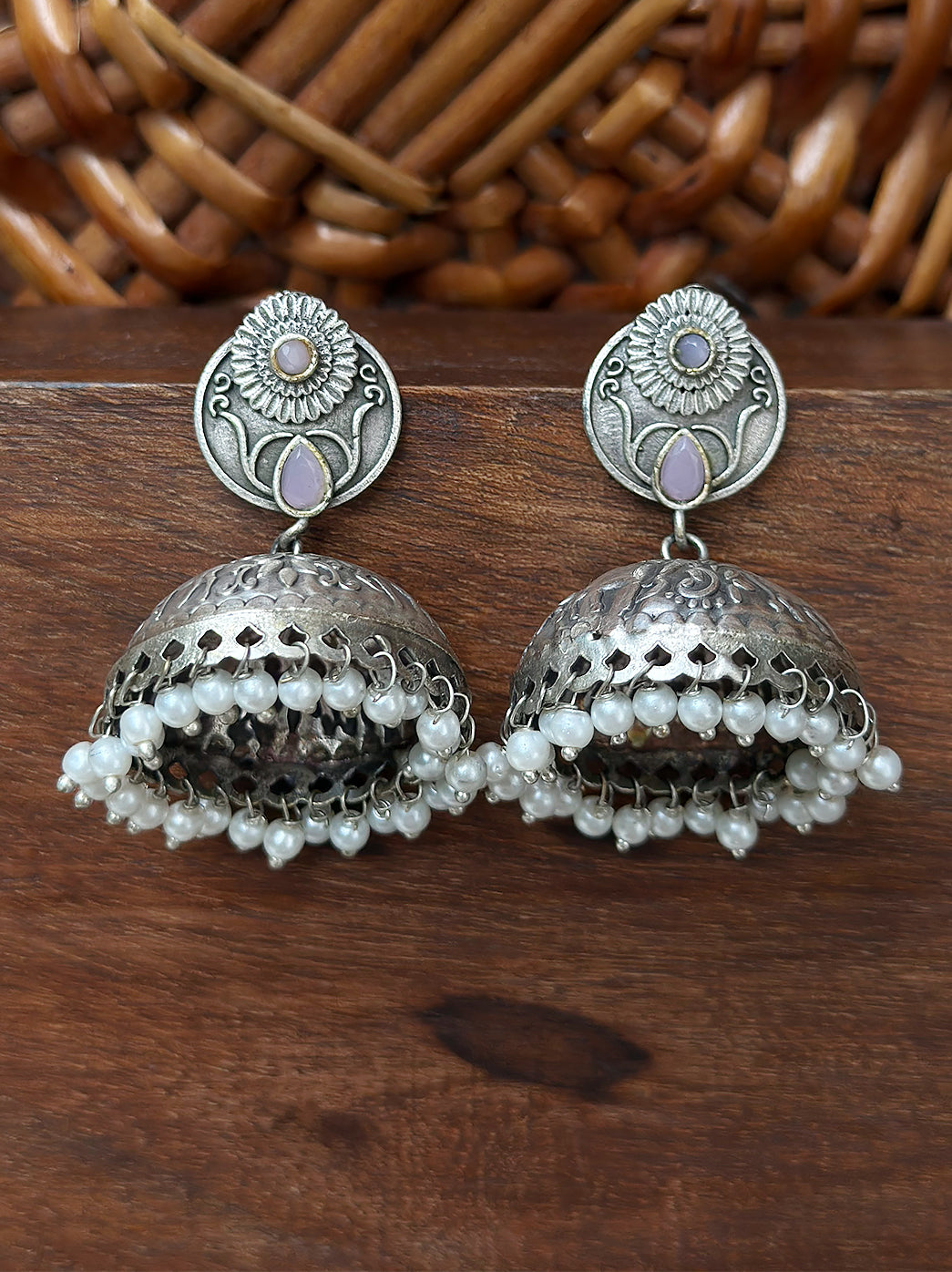 Oxidized Handcrafted Lavender Kundan Jhumka Earring with Pearl