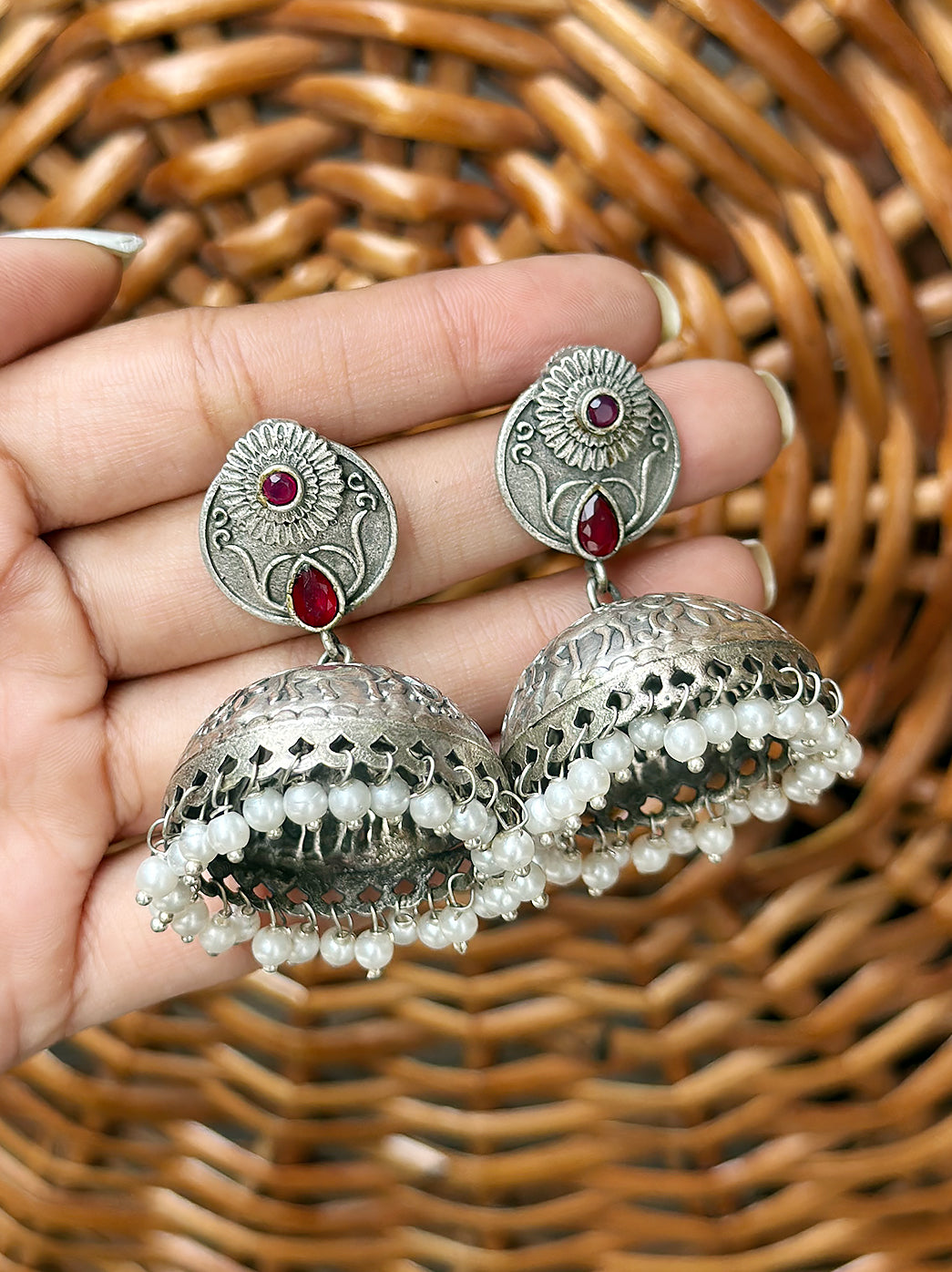 Oxidized Handcrafted Red Kundan Jhumka Earring with Pearl