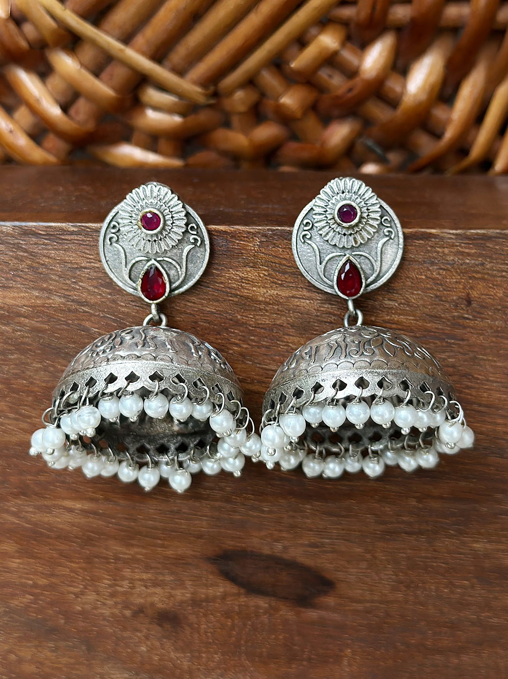 Oxidized Handcrafted Red Kundan Jhumka Earring with Pearl