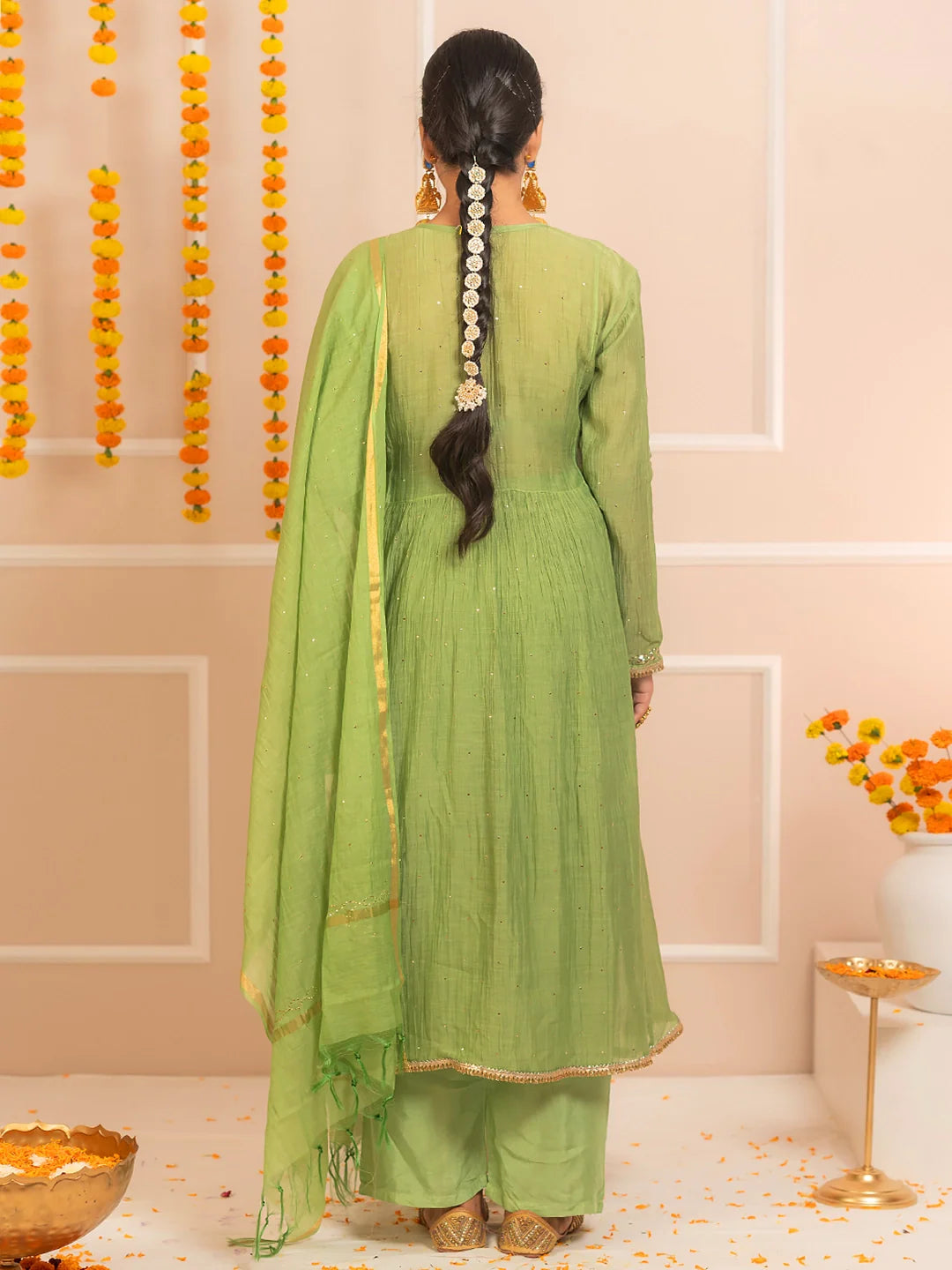 Rang-E-Tyohaar Mul Chanderi Chikankari Kurta Set - Green