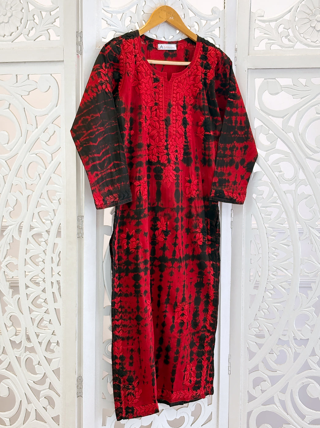 Red Tie And Dye Cotton Chikankari Straight Kurti