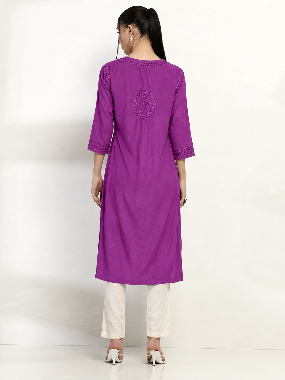 Saanvika Rayon Chikankari Straight Kurta - Lavender