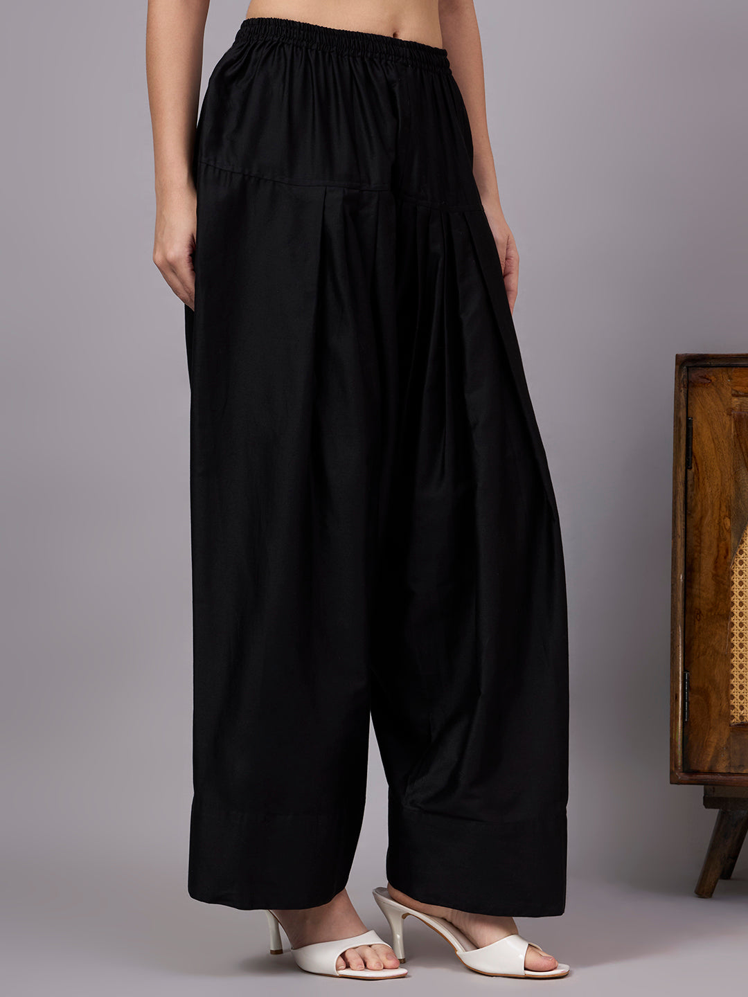 Women Solid Loose Fit Cotton Farshi Salwar - Black