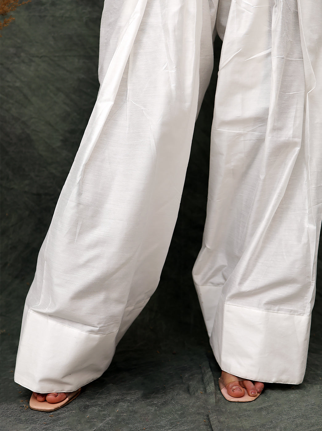 Women Solid Loose Fit Dyeable Chanderi Farshi Salwar - White