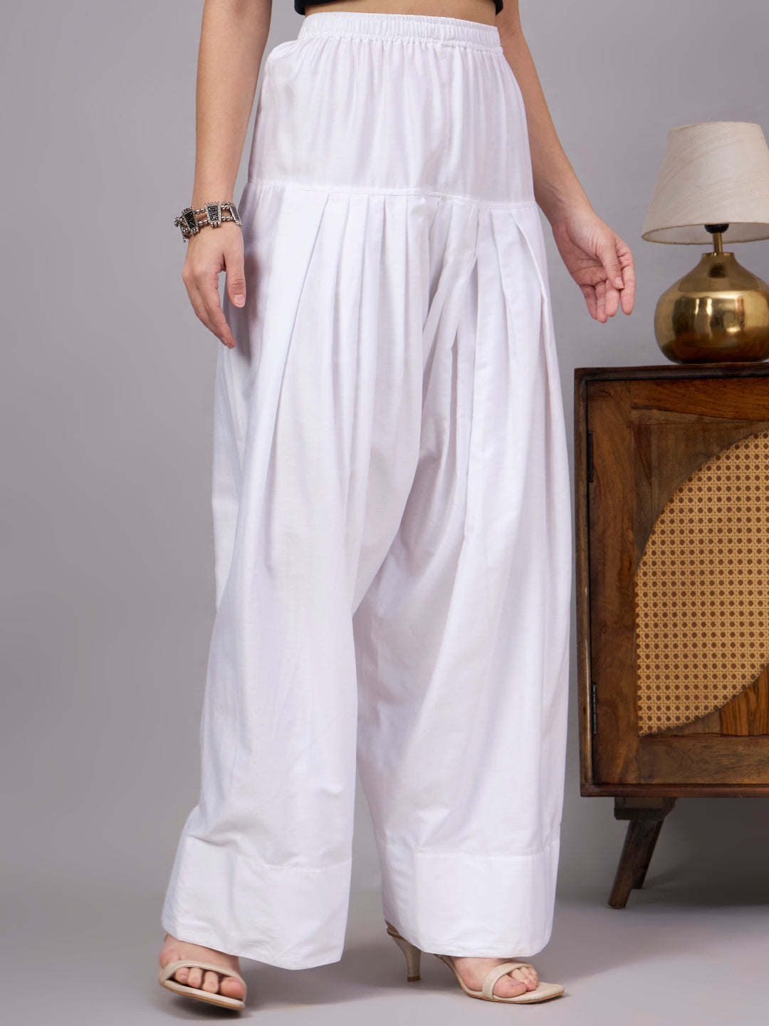 Women Solid Loose Fit Cotton Farshi Salwar - White