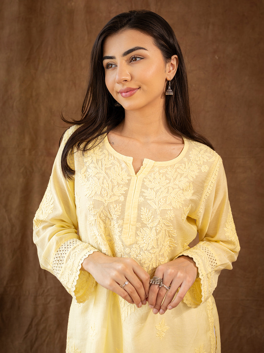 Handcrafted chikankari kurti farshi salwar set showcasing fine Lucknow embroidery on lightweight Chanderi fabric for graceful ethnic wear