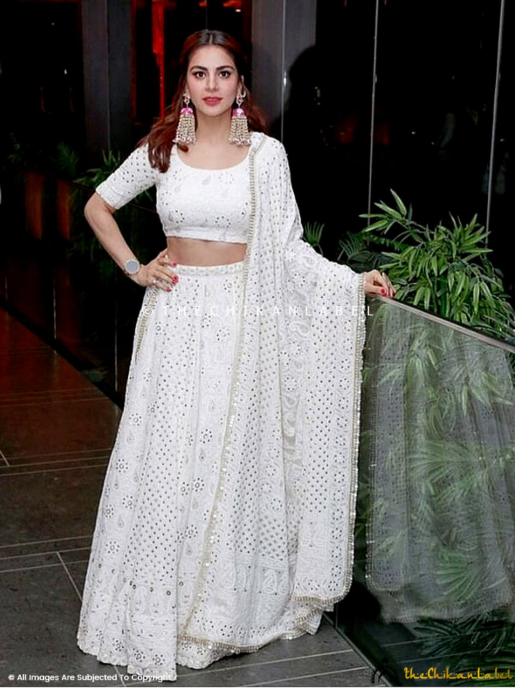 white-aira-chikankari-lehenga