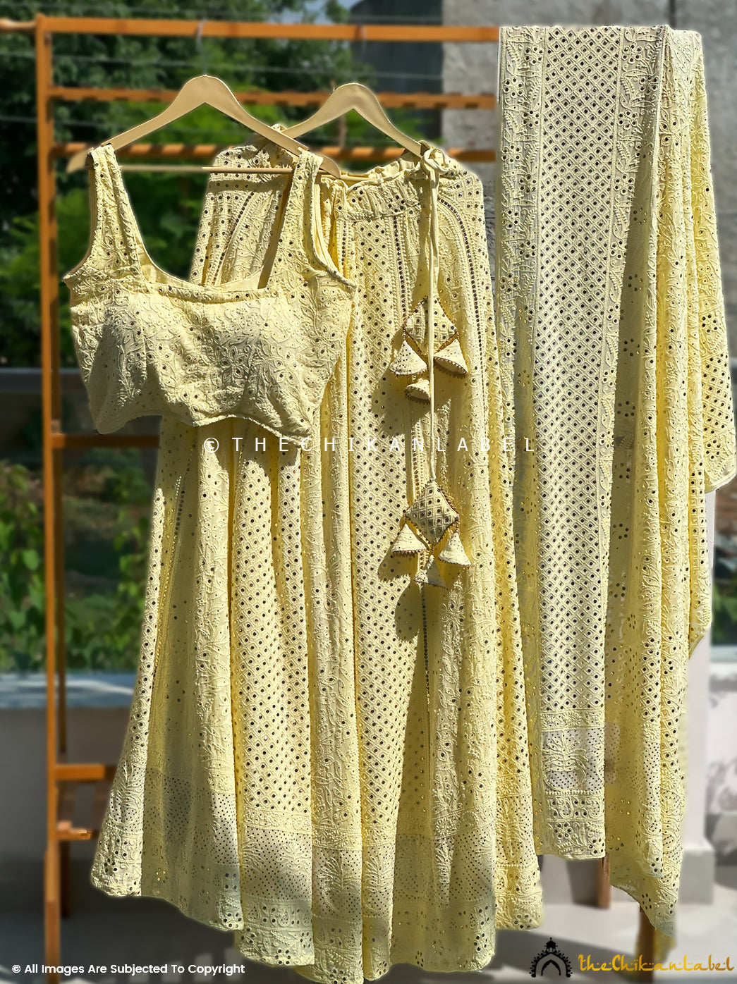 white-aira-chikankari-lehenga