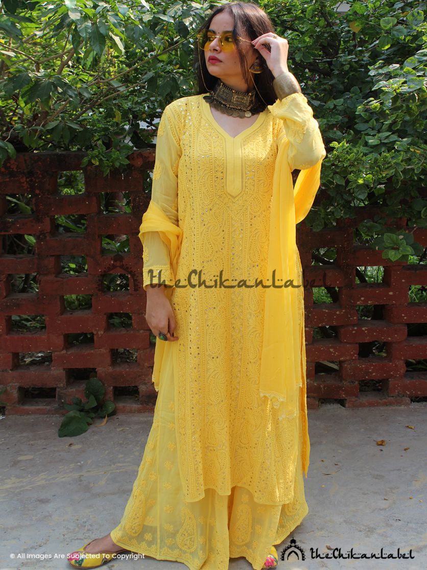 Model wearing Lucknowi chikankari kurta in viscose fabric
