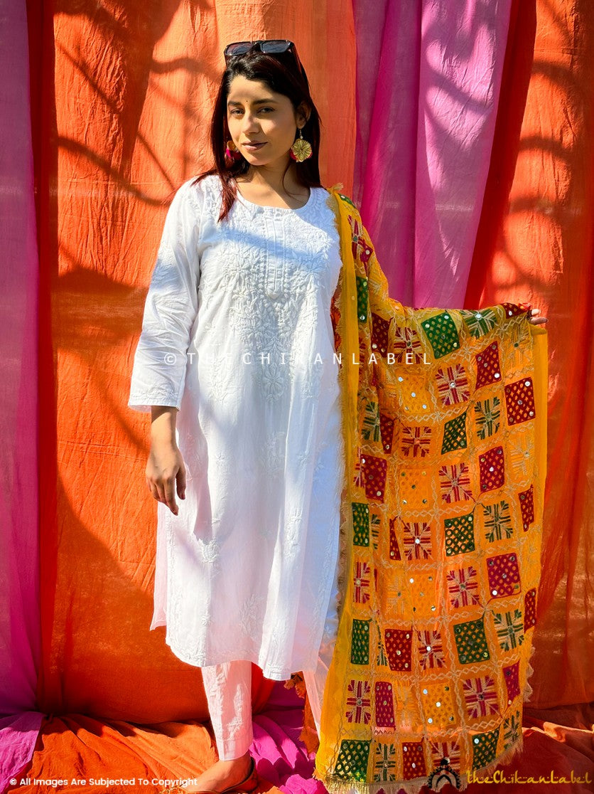 White Cotton Chikankari Kurti ,Chikankari Kurti in Cotton fabric For woman