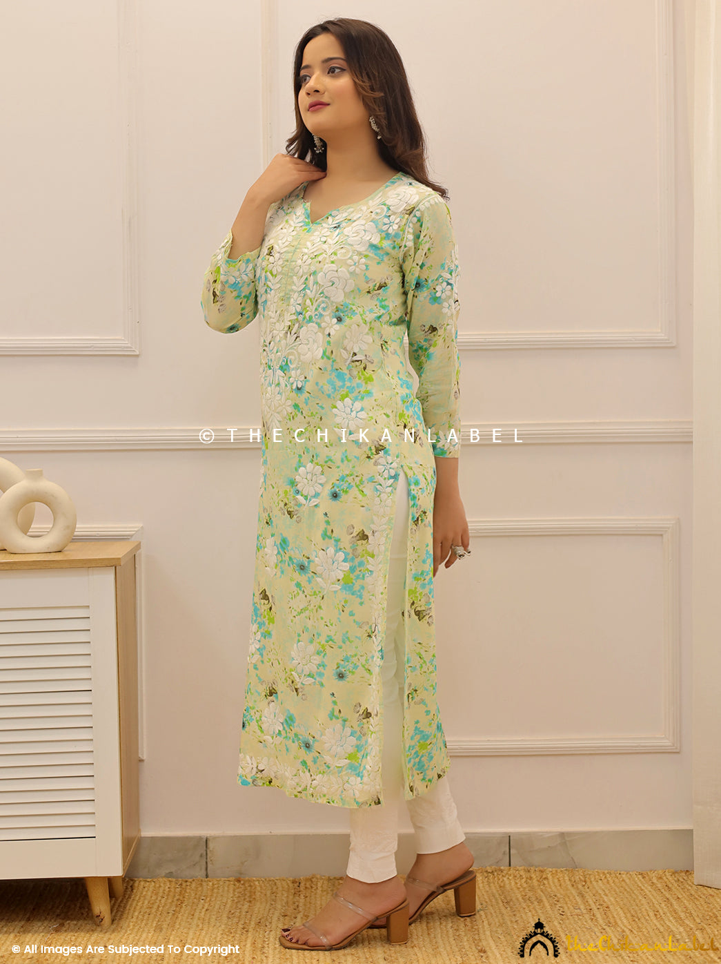 Green Dhita Mulmul Printed Chikankari Straight Kurti