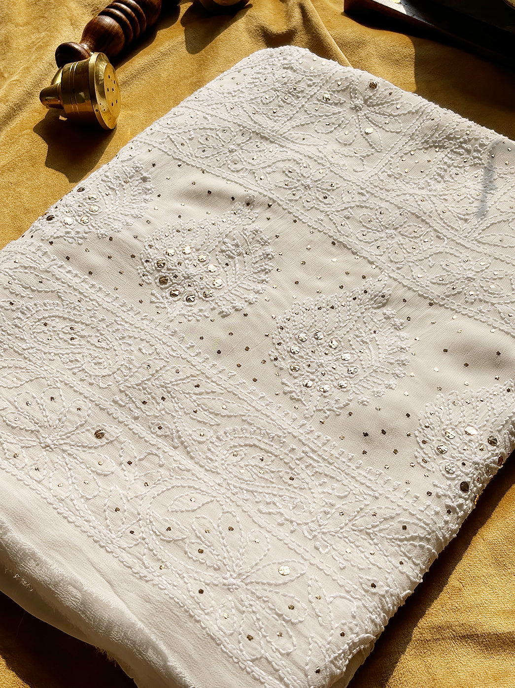 White Siya Viscose Chikankari Un-stitched Suit