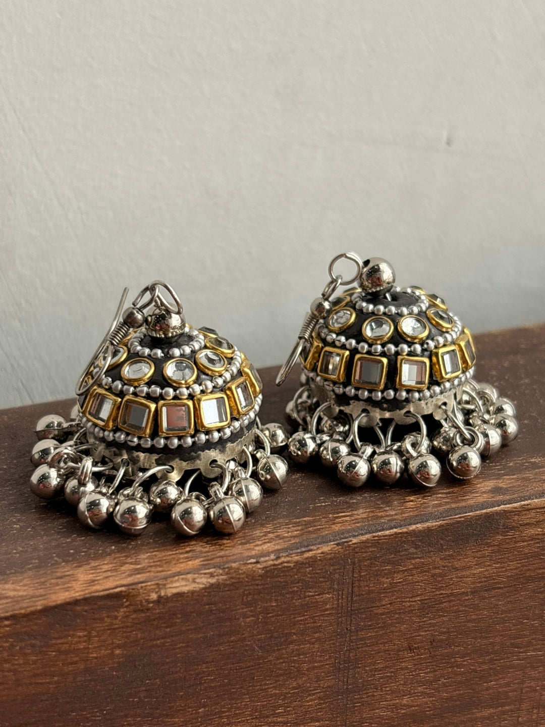 Noor Kundan Oxidised Silver-Tone Jhumka Earrings