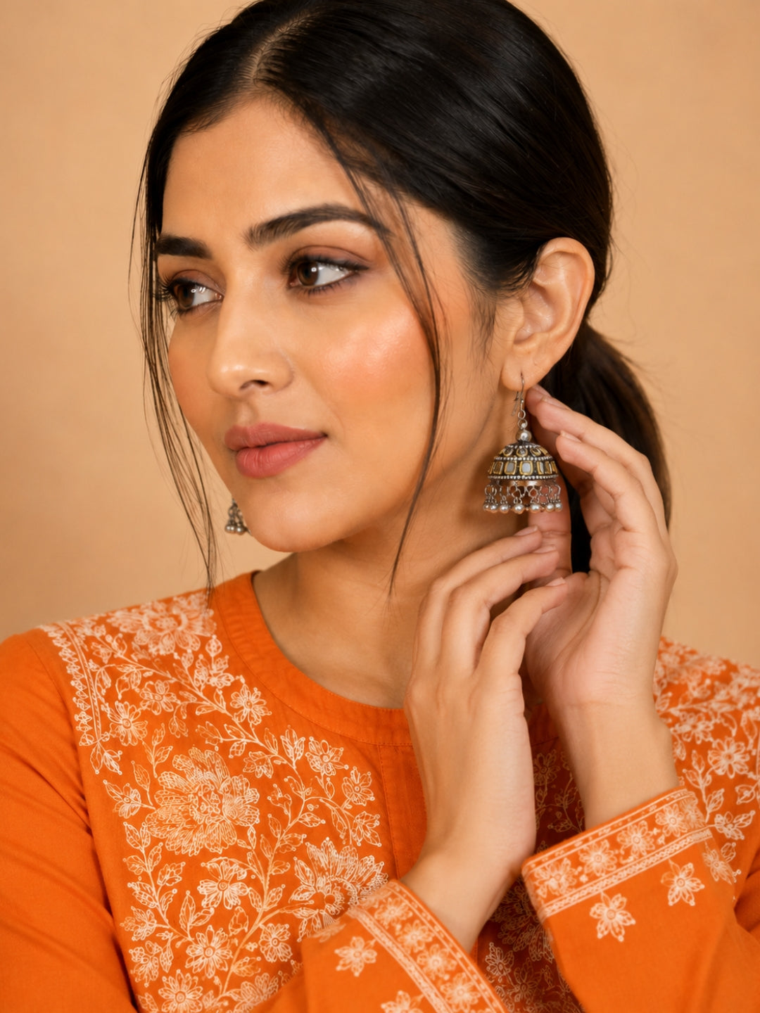 Noor Kundan Oxidised Silver-Tone Jhumka Earrings