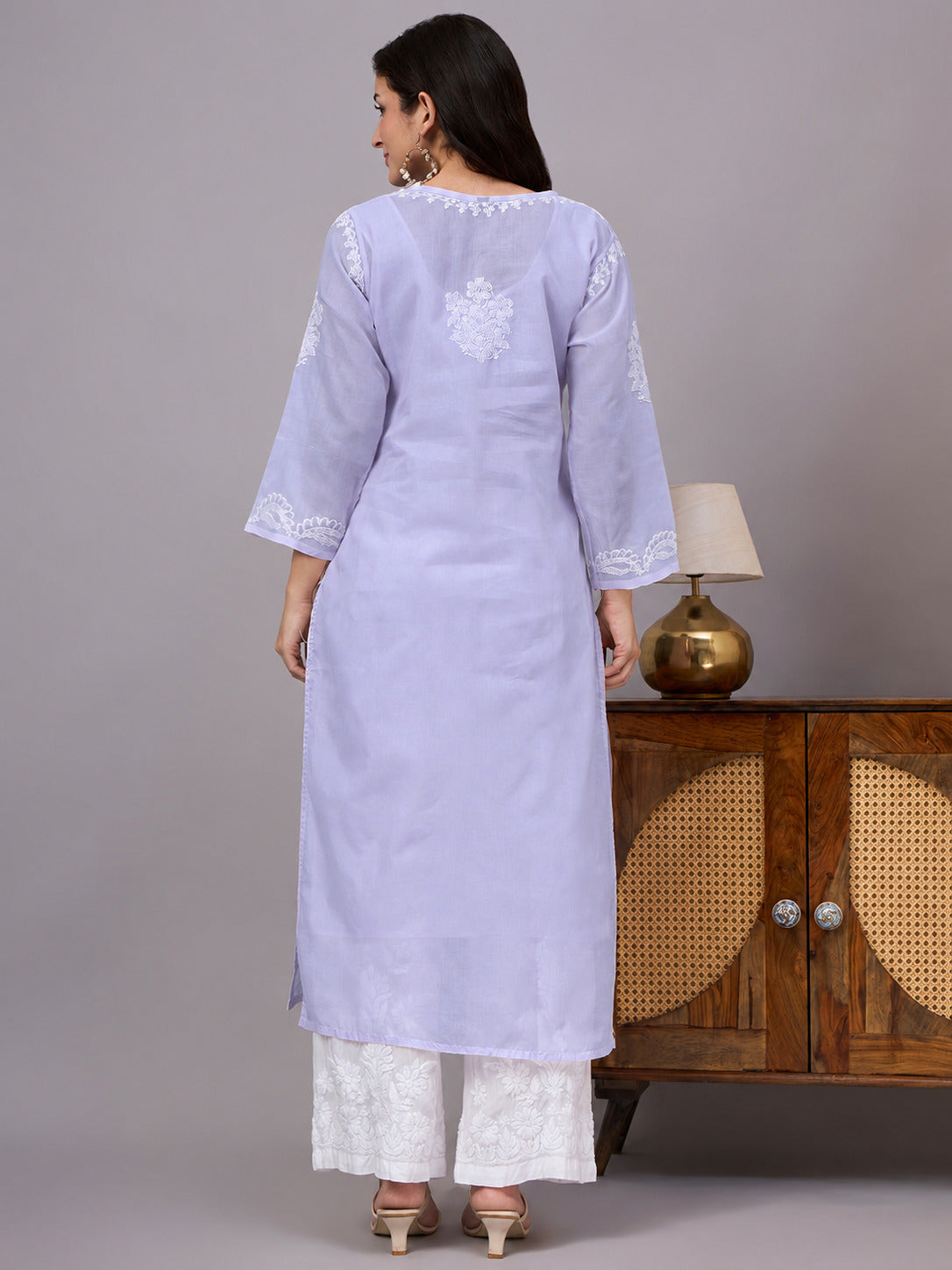 Elegant Chikankari Kurta crafted from premium cotton with a soft attached inner, showcasing traditional Lucknow embroidery for timeless ethnic fashion.