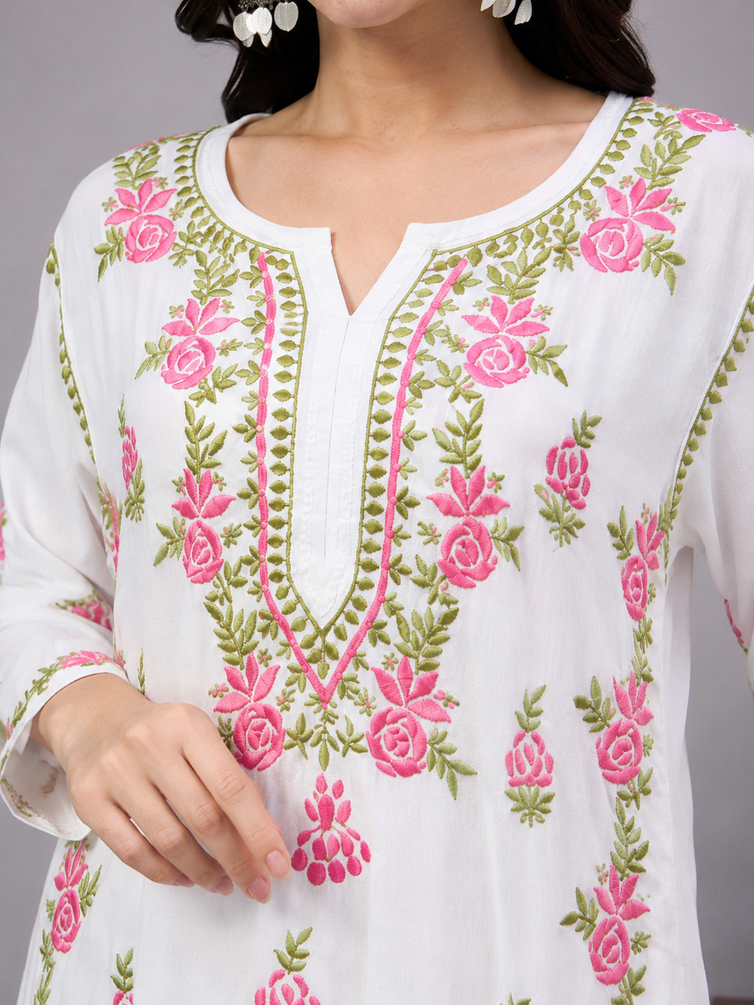 Chahak Rayon Chikankari Kurta Set - Pink
