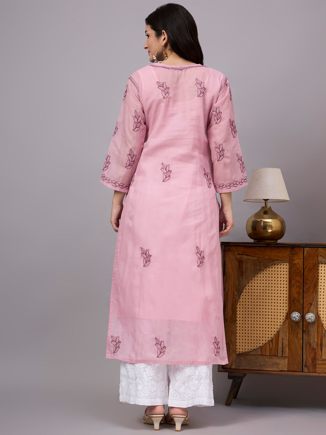 Elegant Chikankari Kurta crafted from premium cotton with a soft attached inner, showcasing traditional Lucknow embroidery for timeless ethnic fashion.