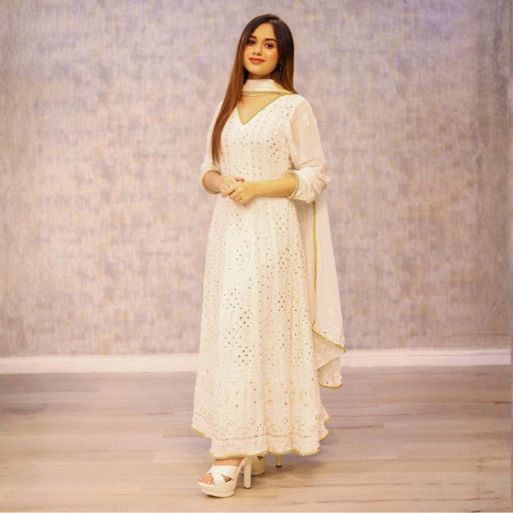 Jannat Zubair X The Chikan Label