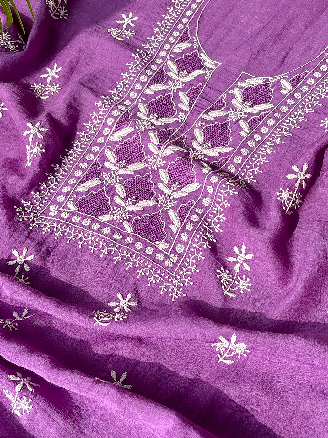 “Delicate floral chikankari embroidery on mulmul unstitched kurti piece paired with embroidered dupatta”