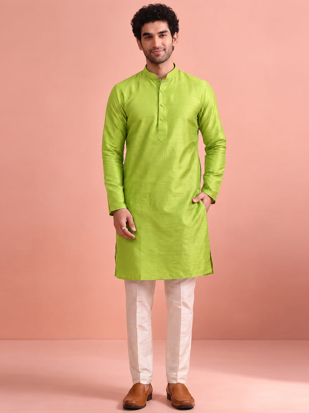 Trending plain kurta for men featuring a clean minimalist design, classic Mandarin collar, full sleeves, straight-cut fit, and timeless styling for casual and traditional occasions