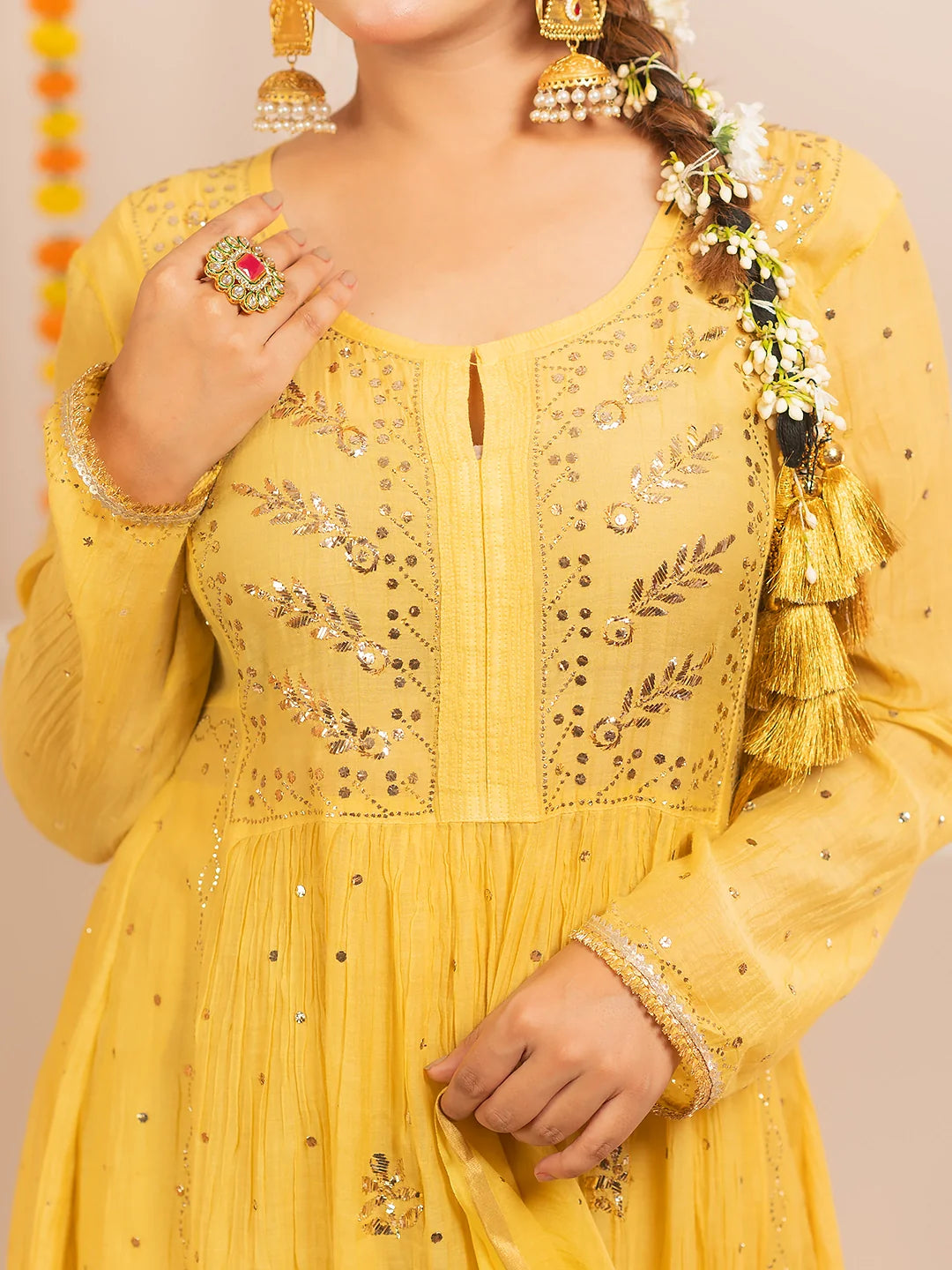 Rang-E-Tyohaar Mul Chanderi Chikankari Kurta Set - Yellow