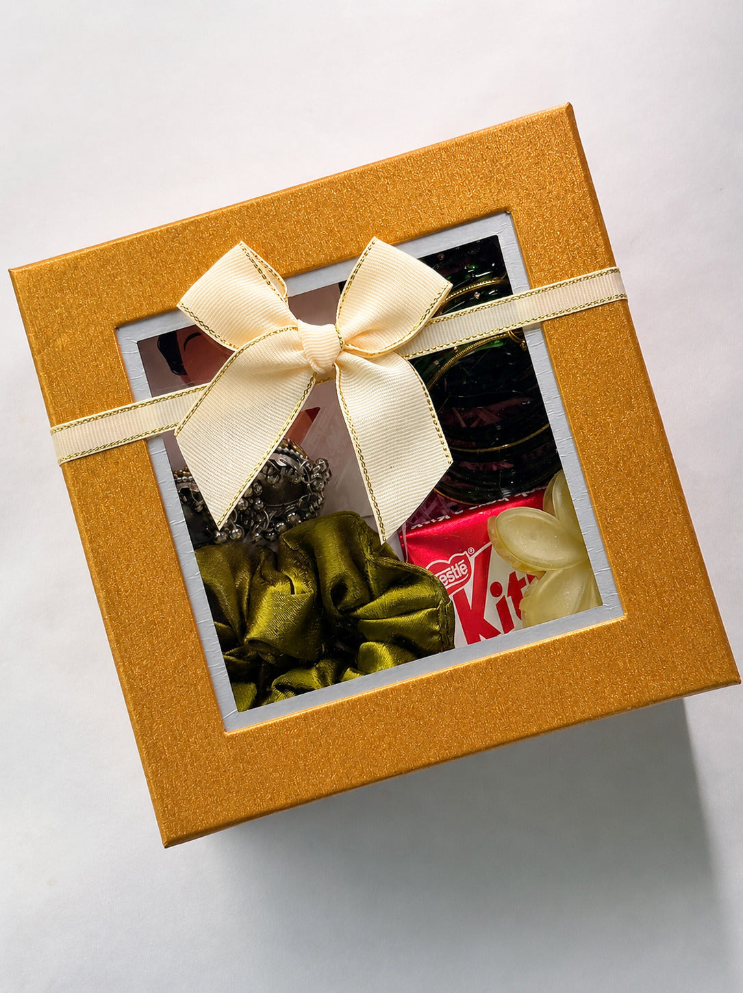 Sawan Gift Hamper for Women