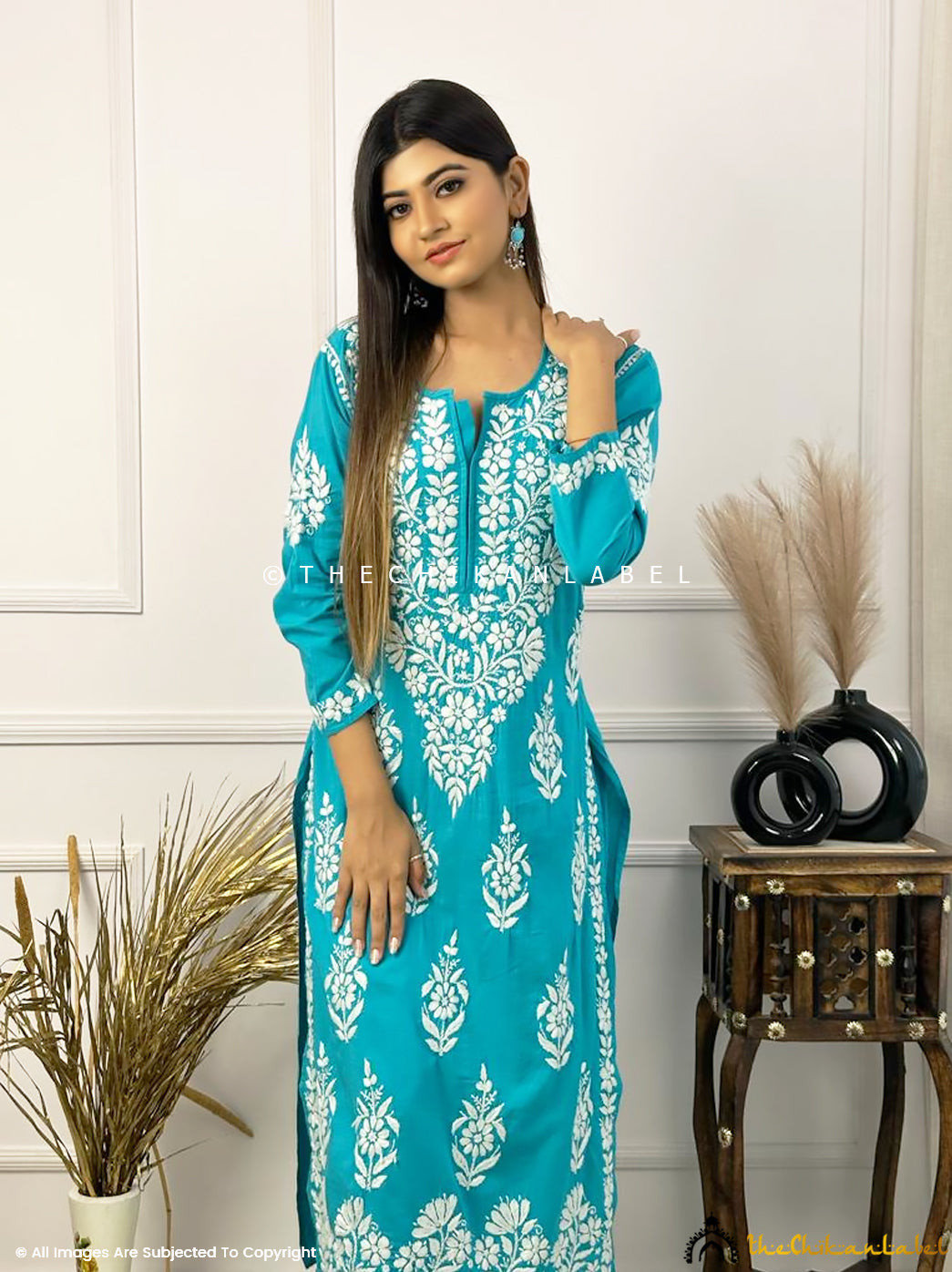 Buy chikankari kurti pant set online at best price, Shop authentic Lucknow chikankari handmade kurti pant set in modal fabric for women 2