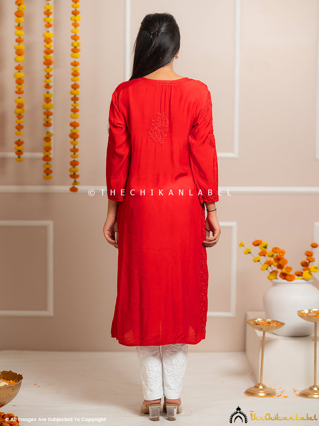 Tyohaar-E-Chikan Red Muslin Chikankari Straight Kurti