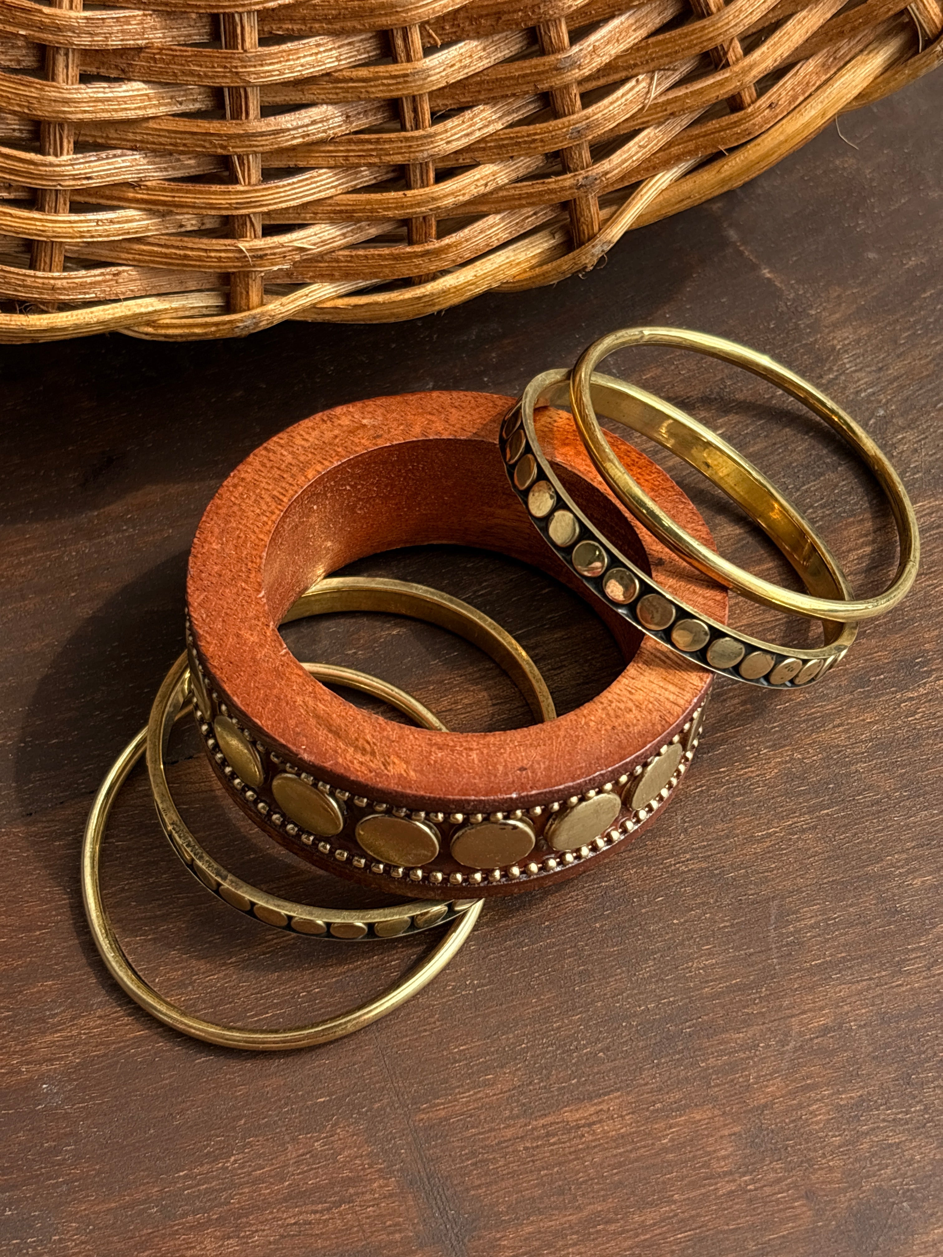 Aavya Brown Wooden & Antique Gold-Tone Studded Bangle Stack – Set of 5