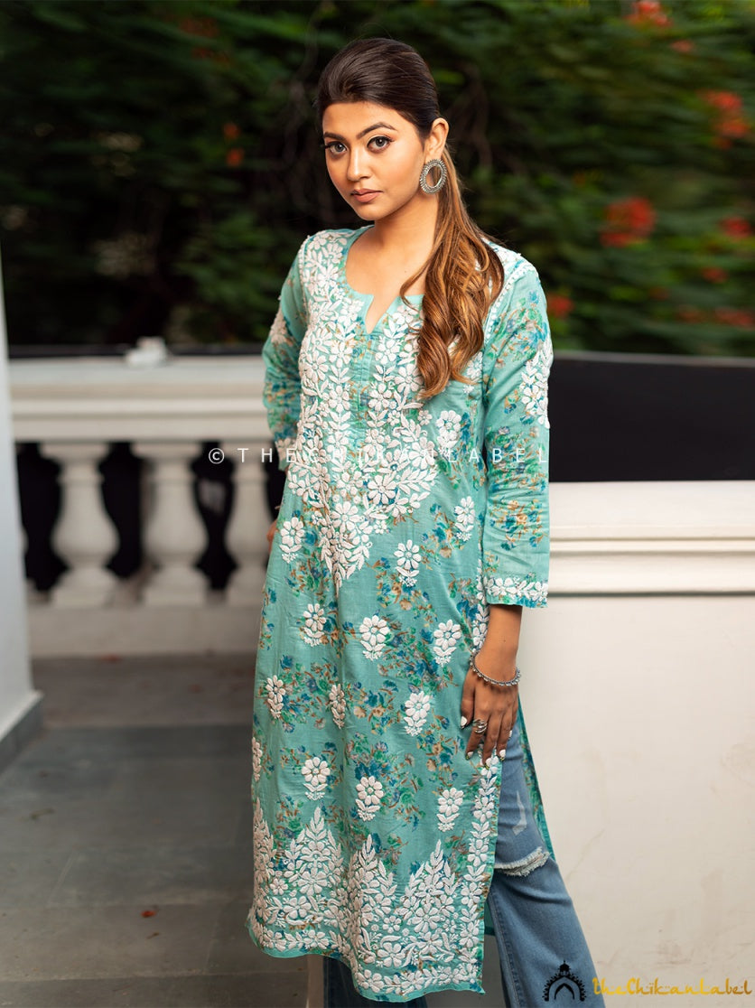 Buy online Black Solid With Work A-line Kurta from Kurta Kurtis for Women  by Anubhutee for ₹500 at 79% off | 2024 Limeroad.com