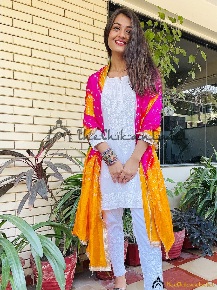Holi outfits ideas Take inspiration from Sara Ali Khan Janhvi Kapoor and  more for the white kurta look this Holi
