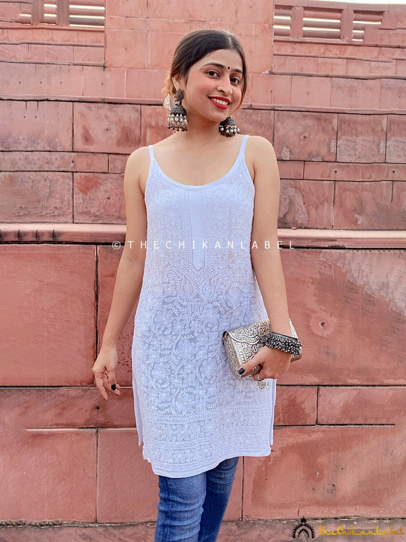 Share more than 73 sleeveless chikan kurti latest